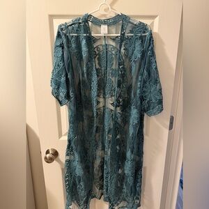Time and Tru Teal Lace kimono